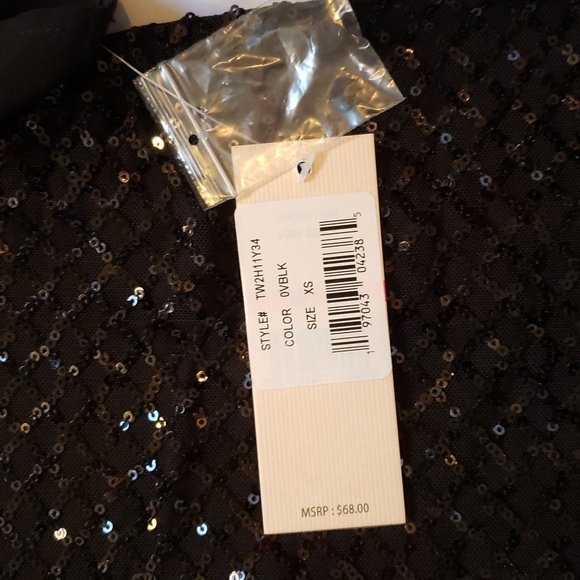 Nanette Lepore NWT Sequin Front Short Sleeve Top - Picture 2 of 6